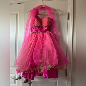 Size 4 pink knee length dress